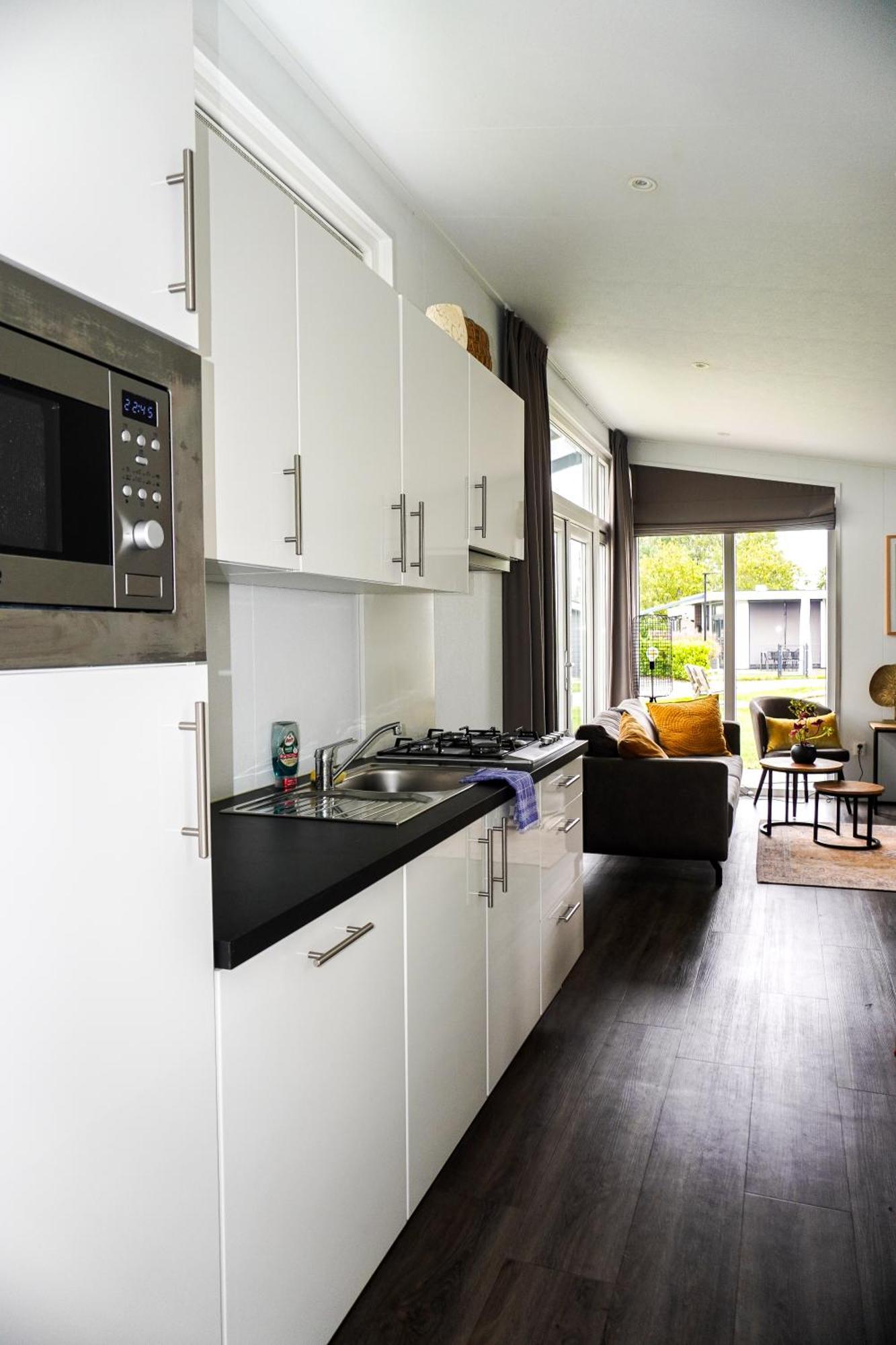 Vakantiehuis Met Vijverzicht Lathum Exterior foto